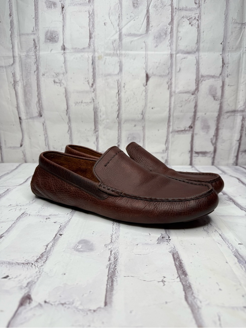 UGG Mens Henrick Loafer Size 11 Brown Leather Driving Slip On Shoes Preppy City